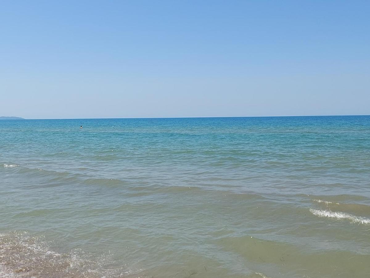 Golden Beach Apartments ドゥラス エクステリア 写真