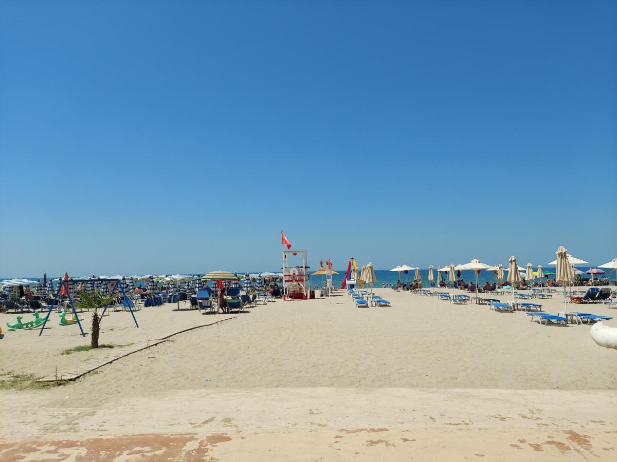Golden Beach Apartments ドゥラス エクステリア 写真